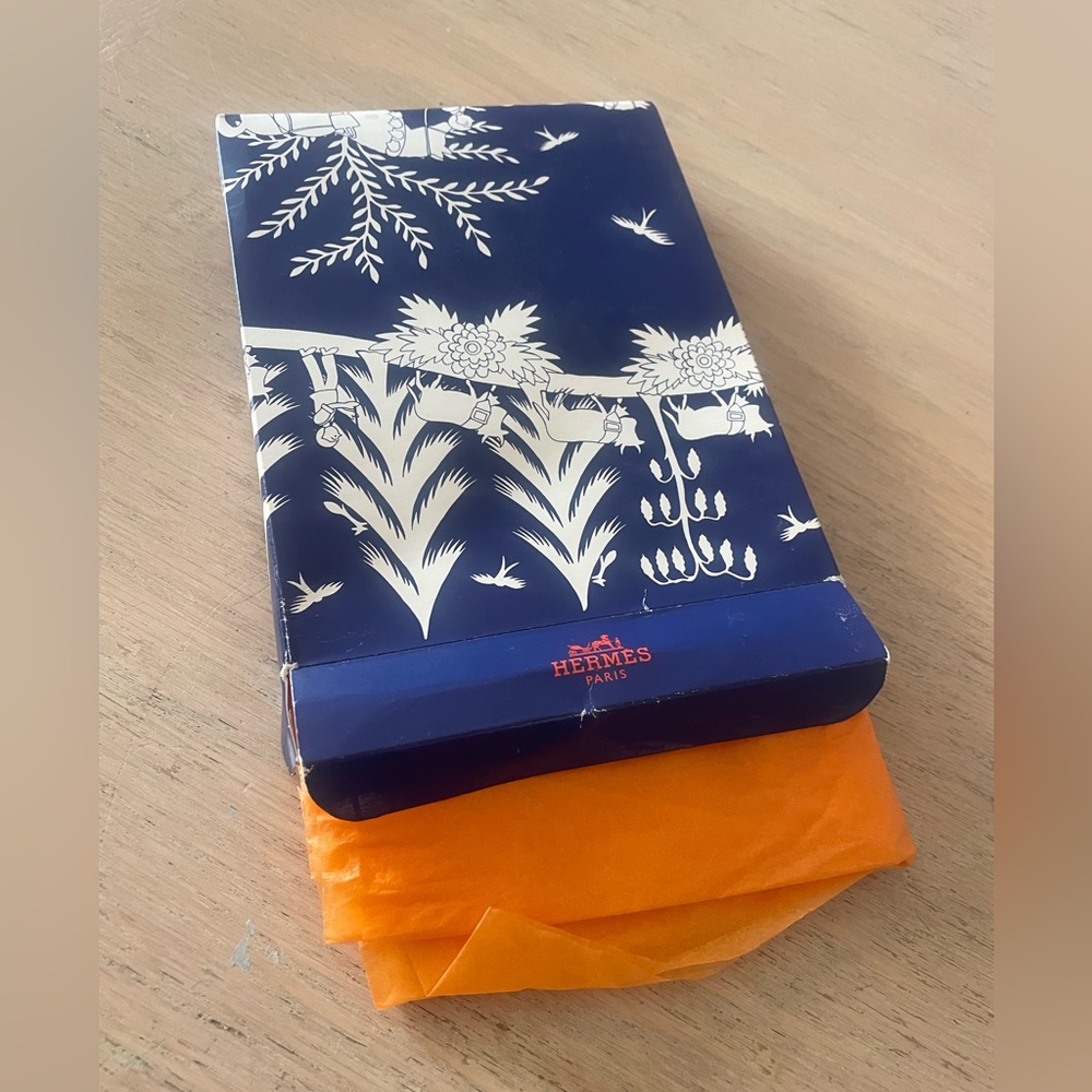 Authentic Hermes Holiday packaging/gift box